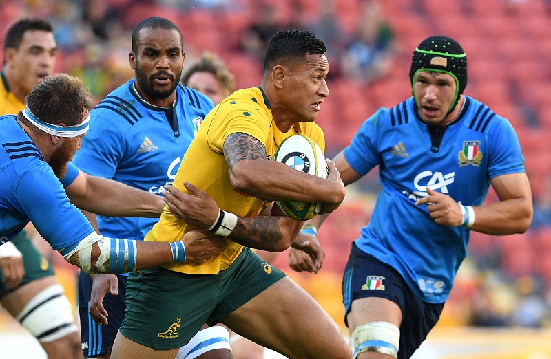 Rugby Union - Australia v Italy - Rugby International - Suncorp Stadium, Brisbane, Australia - 24 June 2017 - Australia's Israel Folau runs with the ball. AAP/Dave Hunt via REUTERS ATTENTION EDITORS - THIS PICTURE WAS PROVIDED BY A THIRD PARTY. NO RESALES. NO ARCHIVES. AUSTRALIA OUT. NEW ZEALAND OUT.